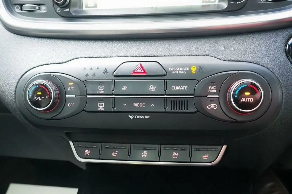 2015-kia-sorento-22-crdi-kx-4-197bhp-awd-isg-big-53