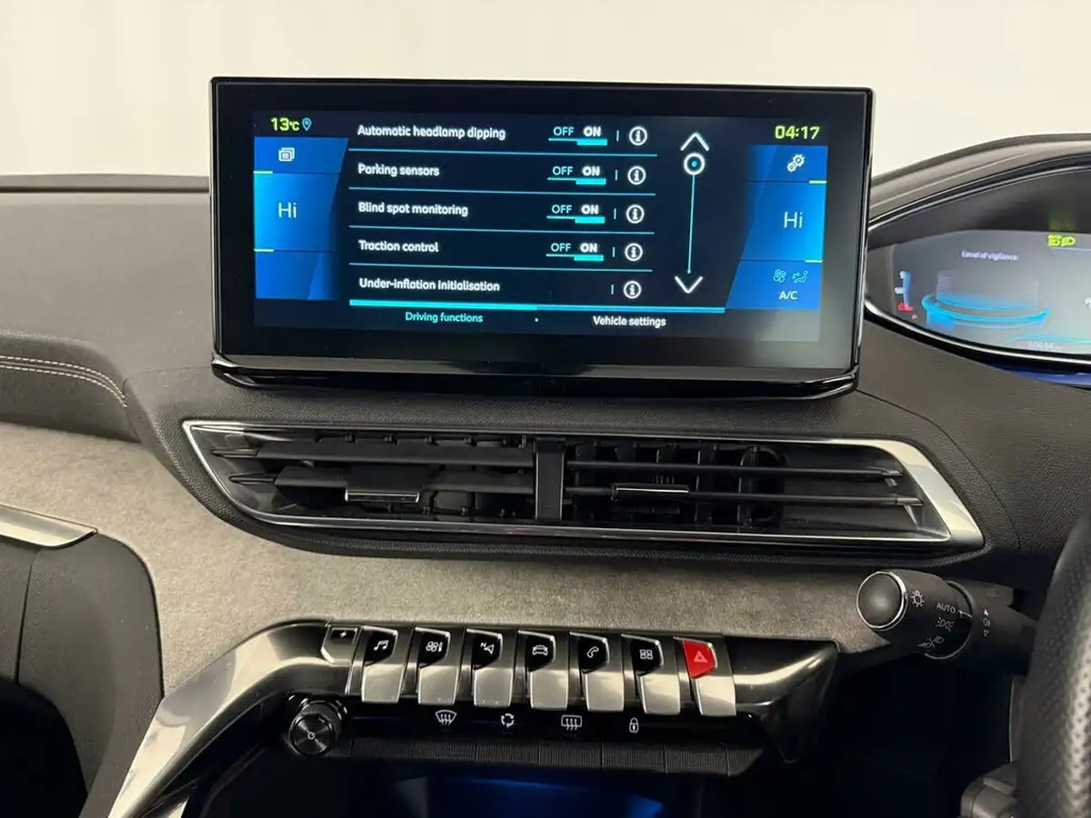 2021-peugeot-3008-suv-16-puretech-gt-premium-300bhp-4wd-hybrid4-e-eat8-big-56
