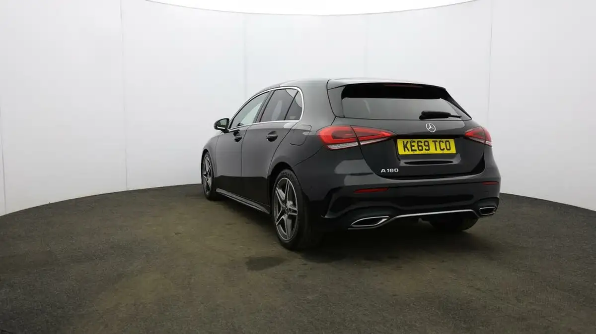 2020-mercedes-benz-a-class-13-a180-amg-line-executive-hatchback-5d-big-24