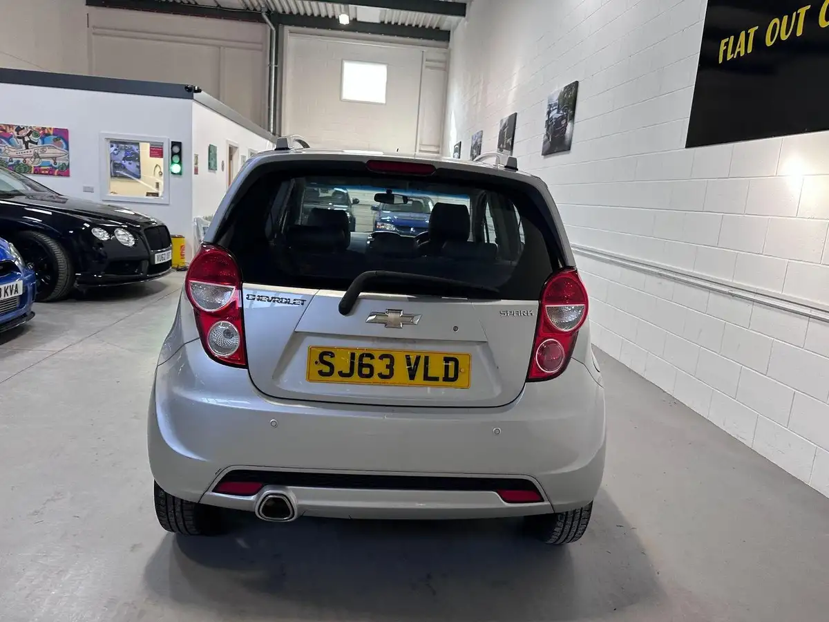 2013-chevrolet-spark-12-ltz-big-15