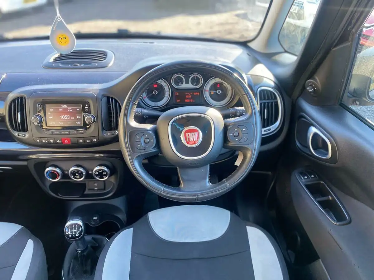 2015-fiat-500l-13-multijet-pop-star-mpw-85bhp-mpv-big-16