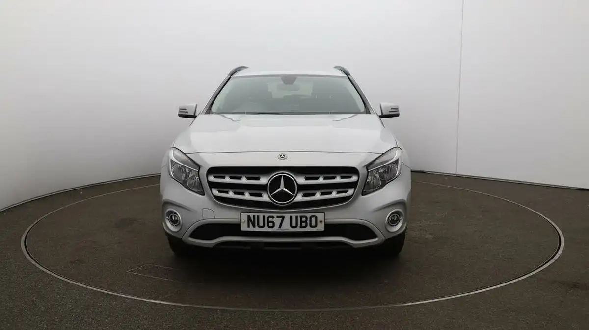 2017-mercedes-benz-gla-class-16-gla-200-se-big-31