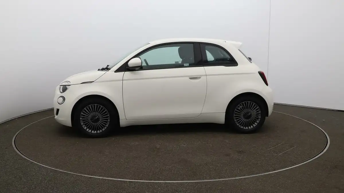 2022-fiat-500-e-icon-117bhp-big-4