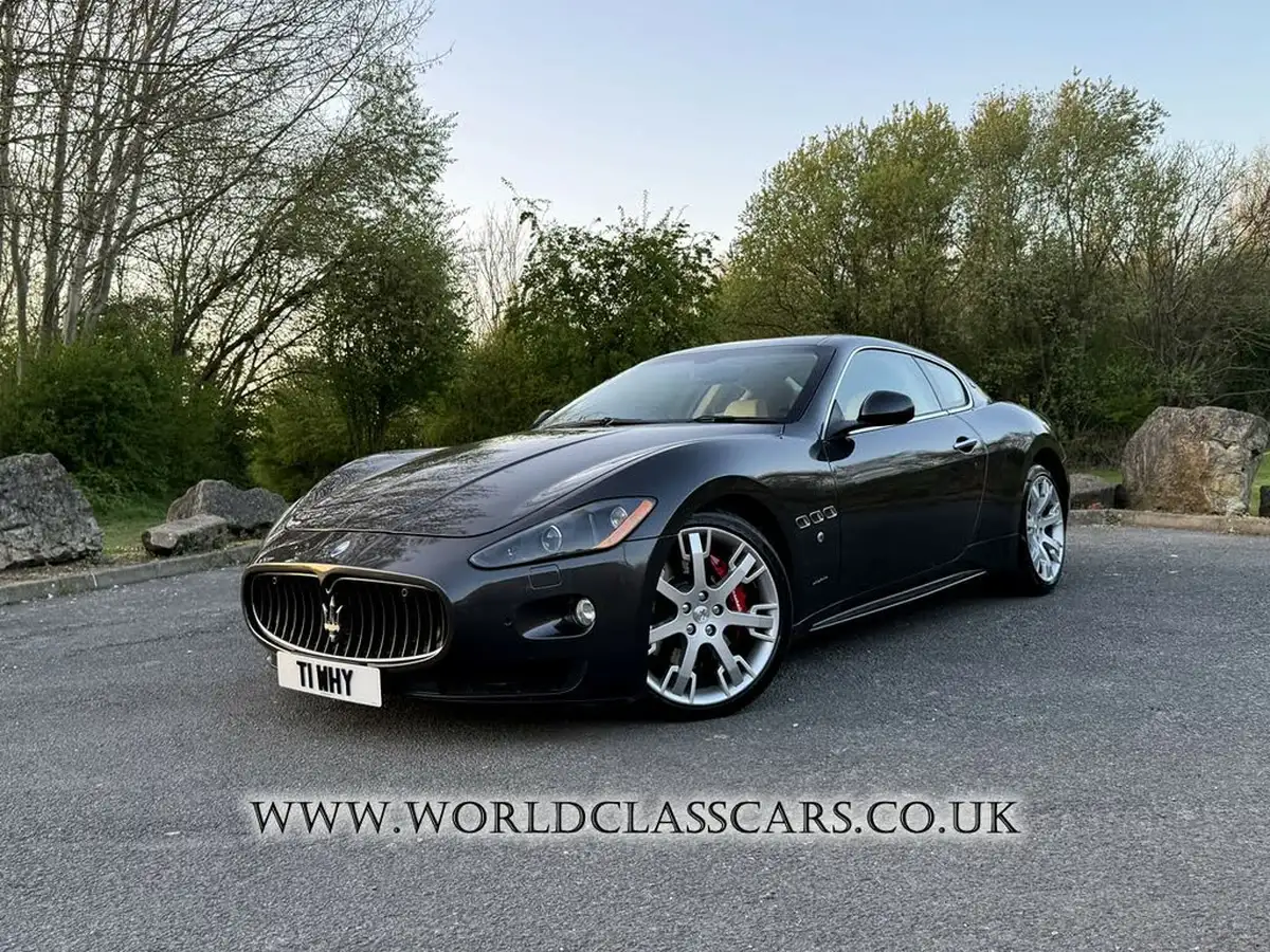 2010-maserati-granturismo-47-s-big-11
