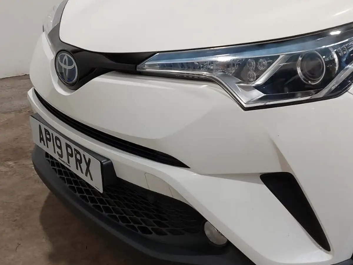 2019-toyota-c-hr-18-vvt-i-icon-big-11
