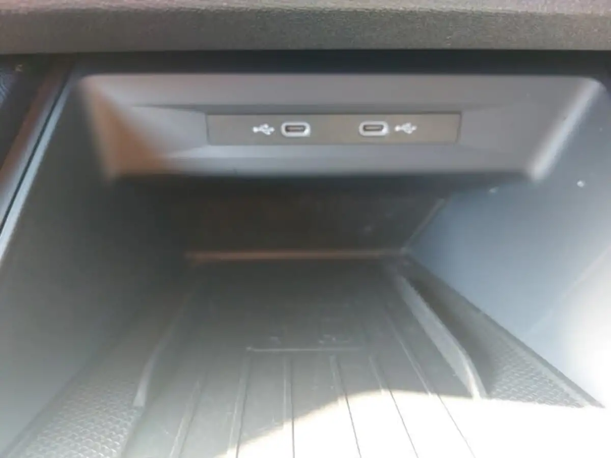 2024-cupra-leon-nf-15-tsi-v1-hatchback-big-14