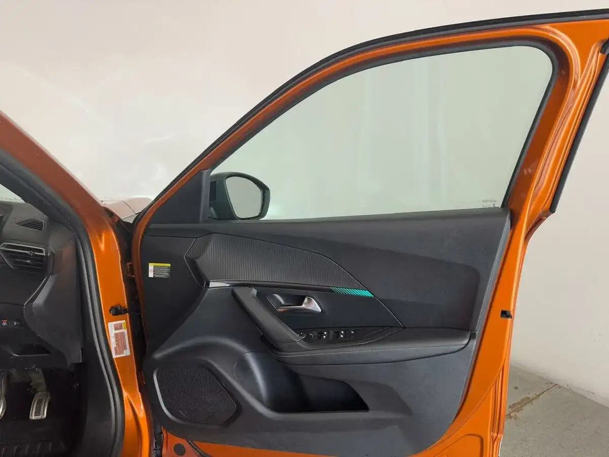 2023-peugeot-2008-suv-12-puretech-allure-premium-100bhp-big-16