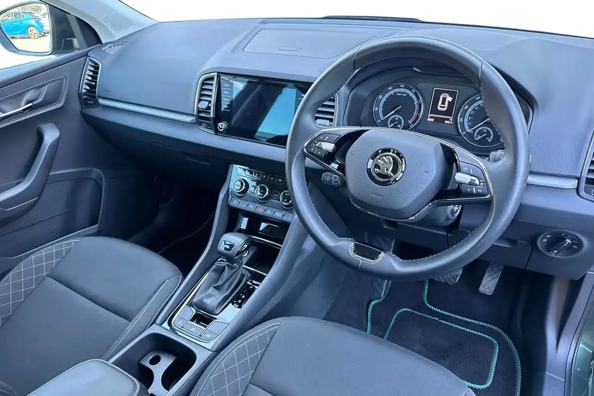 2022-skoda-karoq-15-tsi-se-technology-dsg-big-13