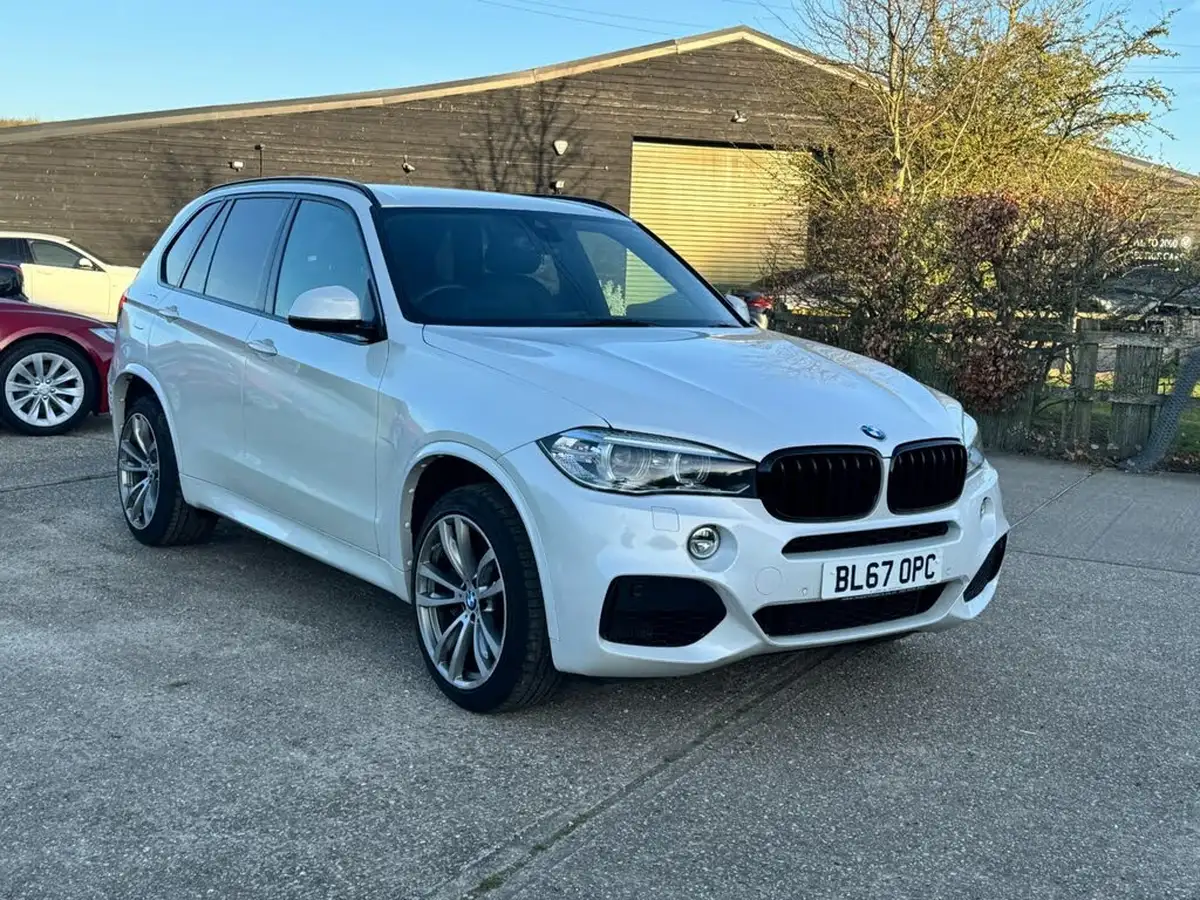 2016-bmw-x5-44-xdrive50i-m-sport-big-4