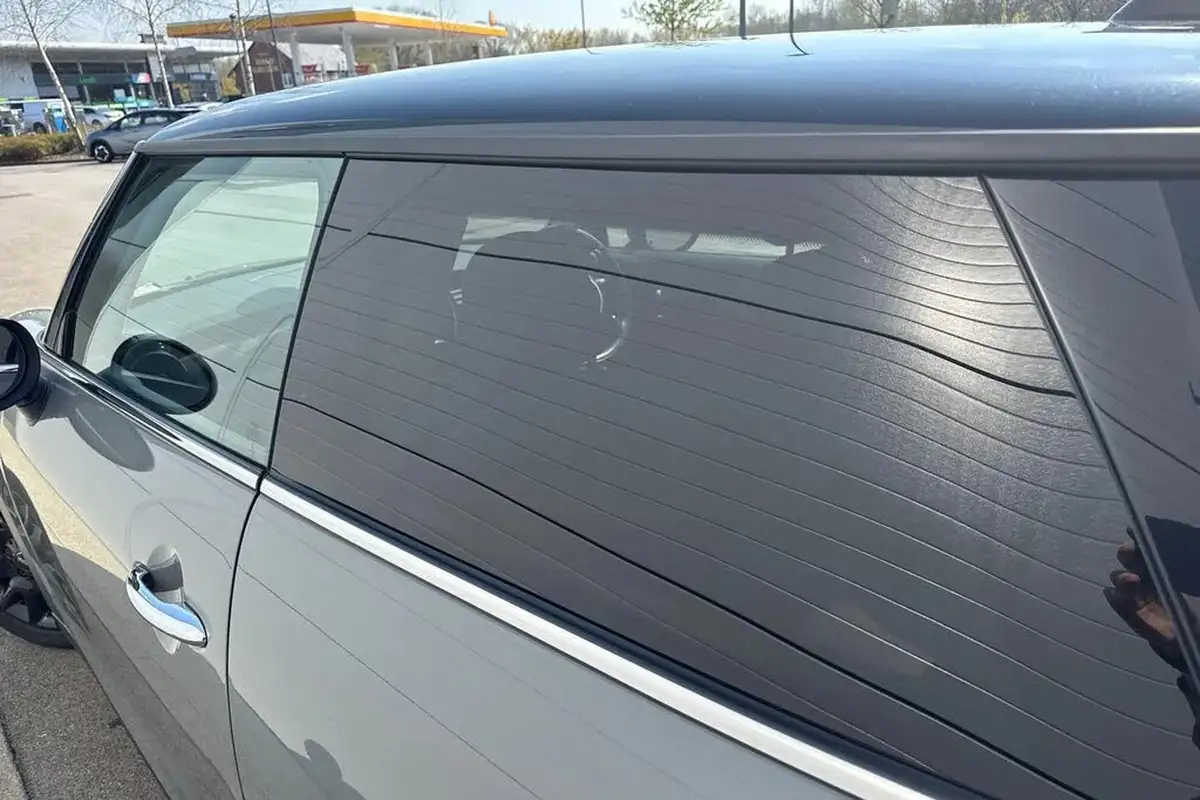 2019-mini-cooper-15-cooper-classic-hatchback-3d-big-27