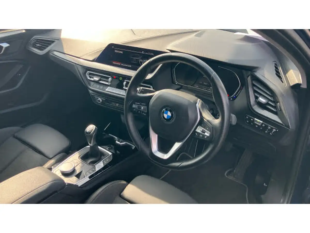 2020-bmw-1-series-15-118i-sport-134bhp-big-10