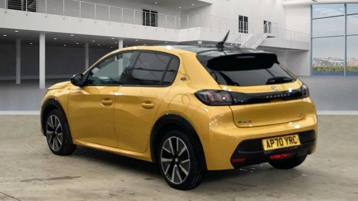2020-peugeot-208-e-gt-50kwh-big-2