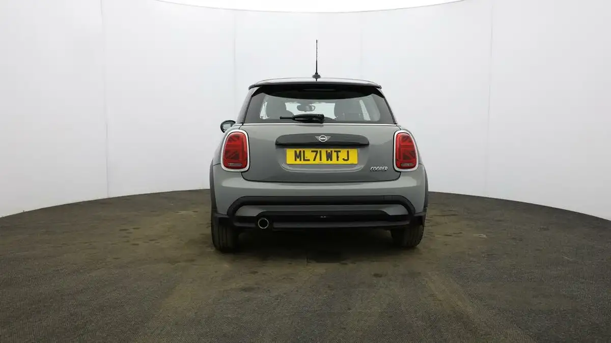 2021-mini-cooper-15-cooper-classic-hatchback-3d-big-55