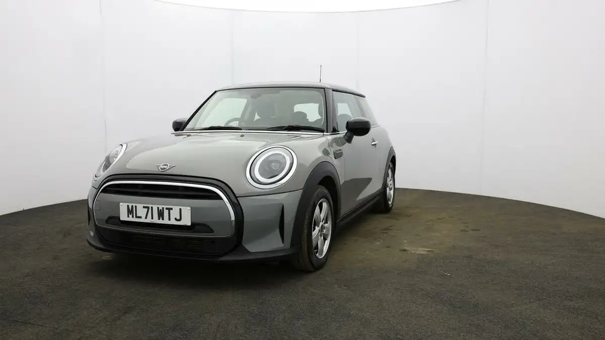 2021-mini-cooper-15-cooper-classic-hatchback-3d-big-31