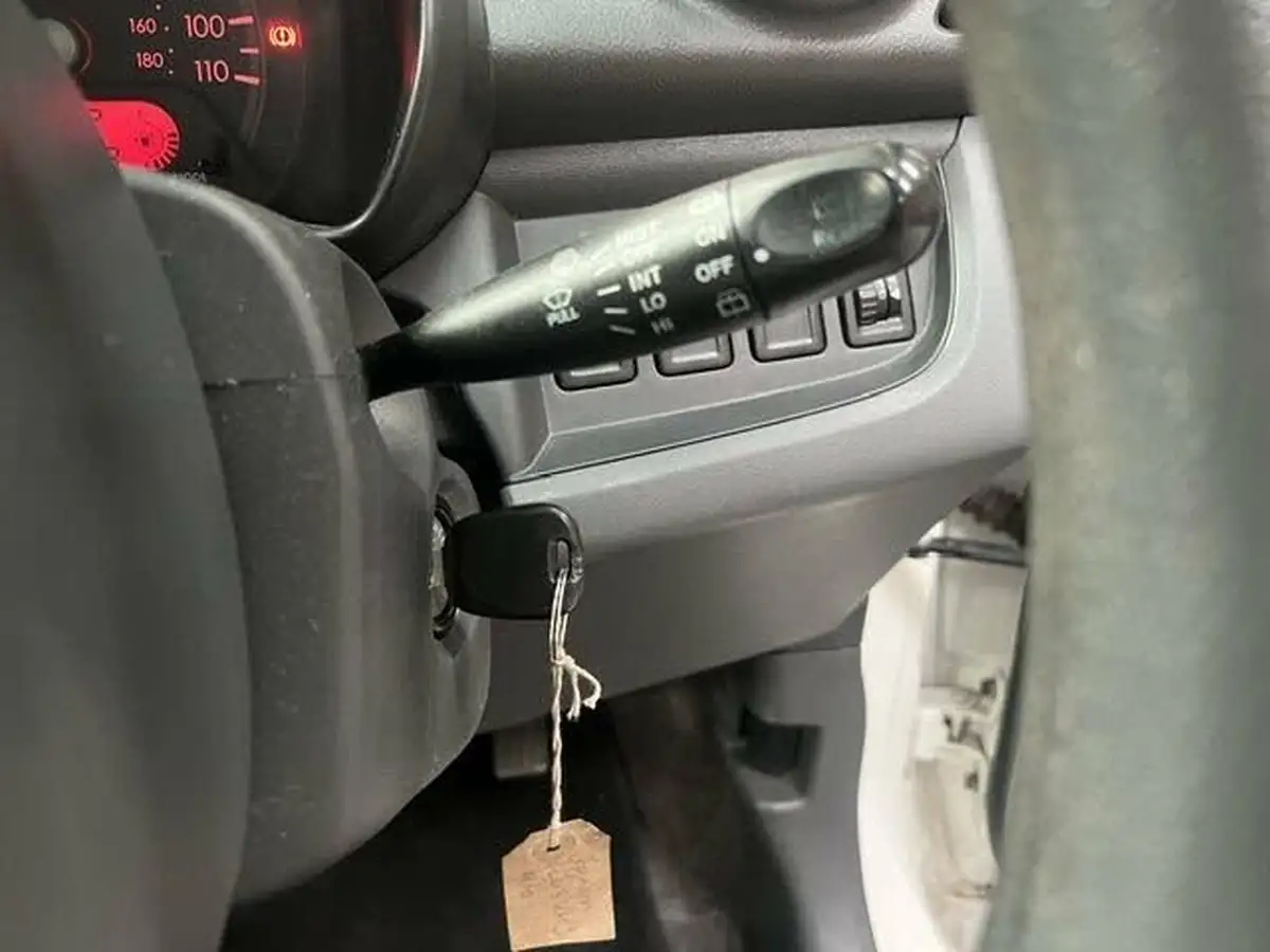 2014-suzuki-alto-10-sz-big-28