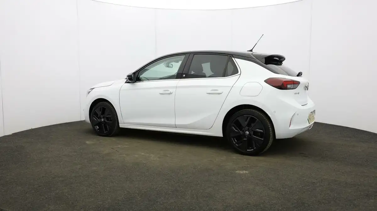2020-vauxhall-corsa-e-elite-nav-74kw-big-56