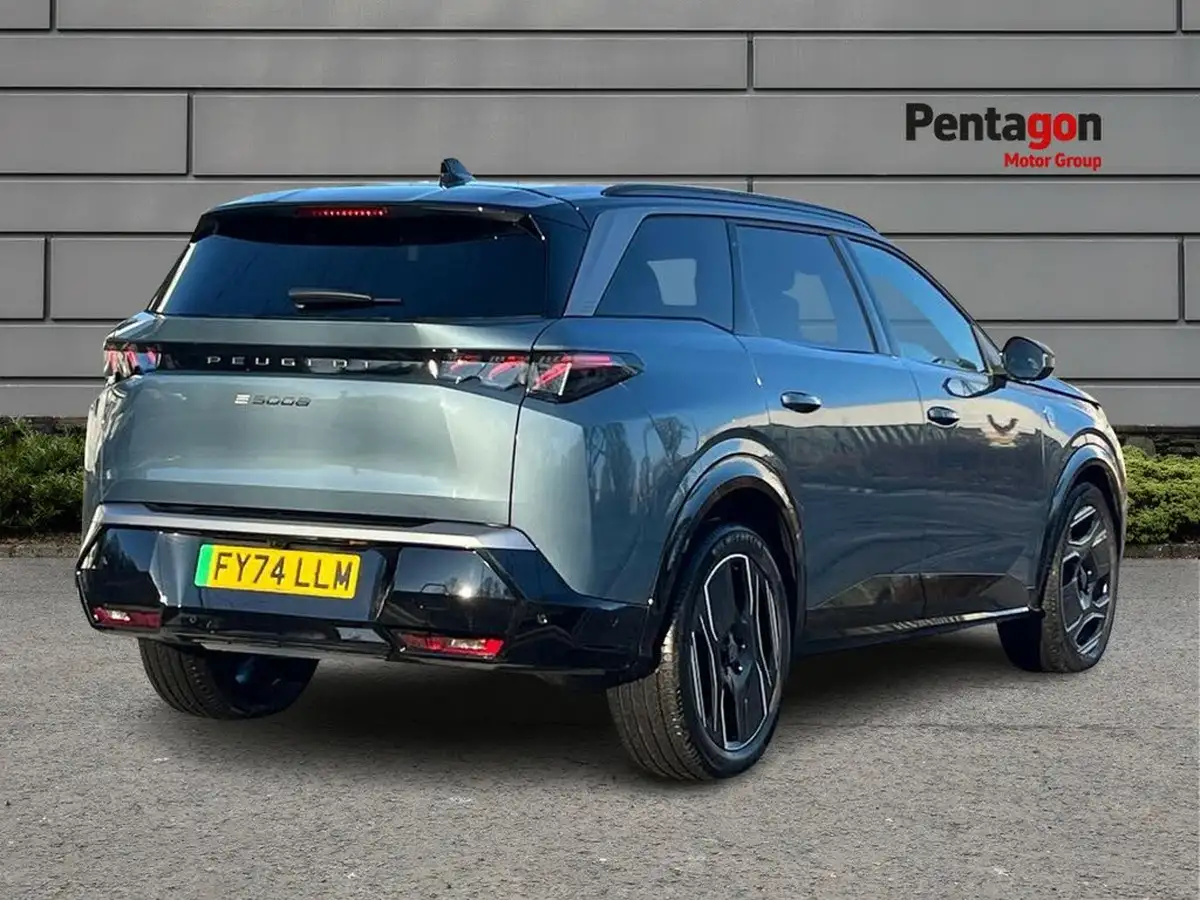 2024-peugeot-5008-suv-e-gt-big-3