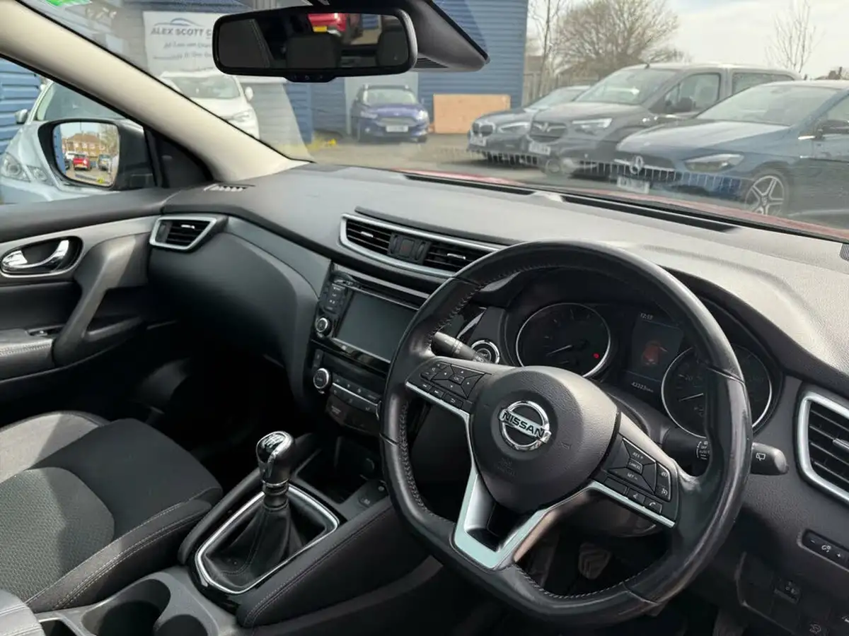 2020-nissan-qashqai-13-dig-t-n-connecta-140ps-big-19