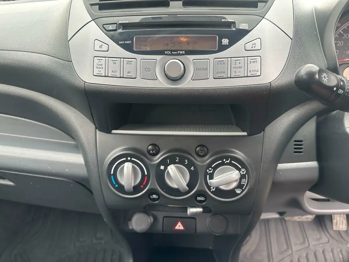2012-suzuki-alto-10-sz4-68ps-auto-big-7