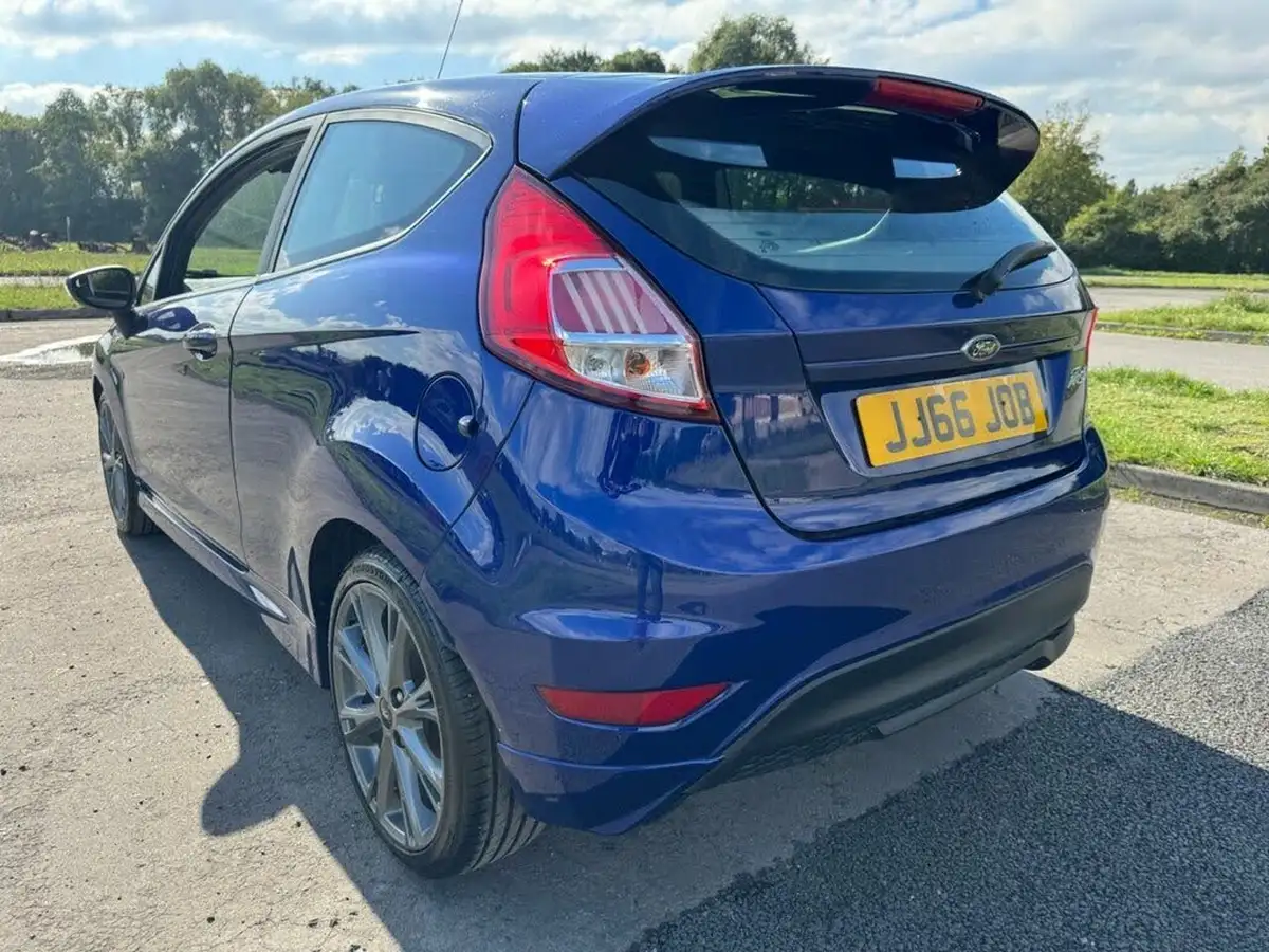 2017-ford-fiesta-10t-st-line-125ps-3d-big-22