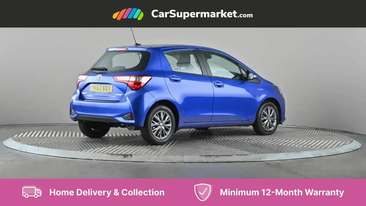 2017-toyota-yaris-15-vvt-i-icon-tech-98bhp-hybrid-1497cc-e-cvt-big-5