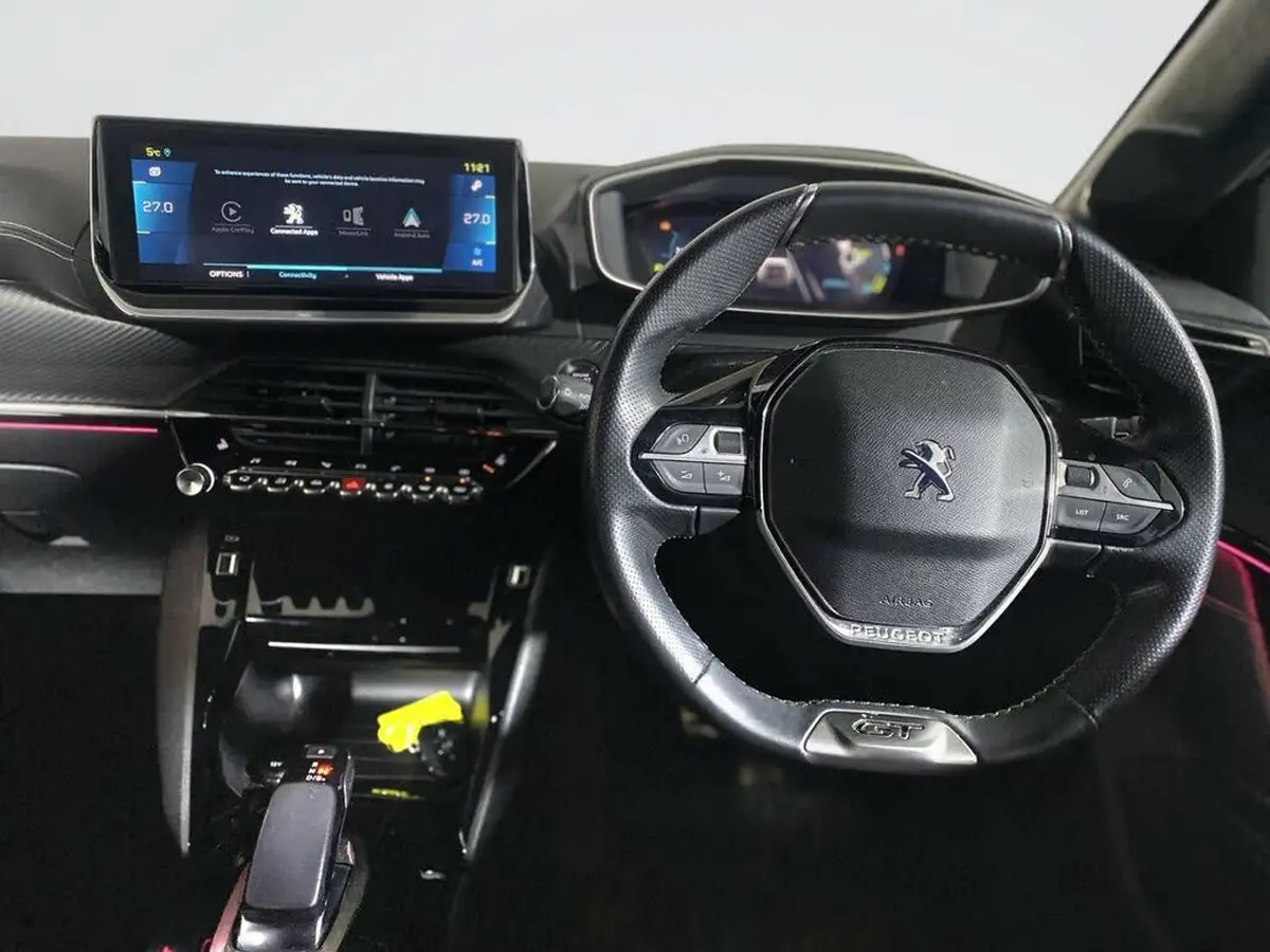 2020-peugeot-208-e-gt-big-12