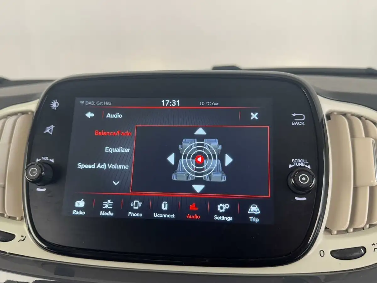 2020-fiat-500-12-lounge-dualogic-big-45