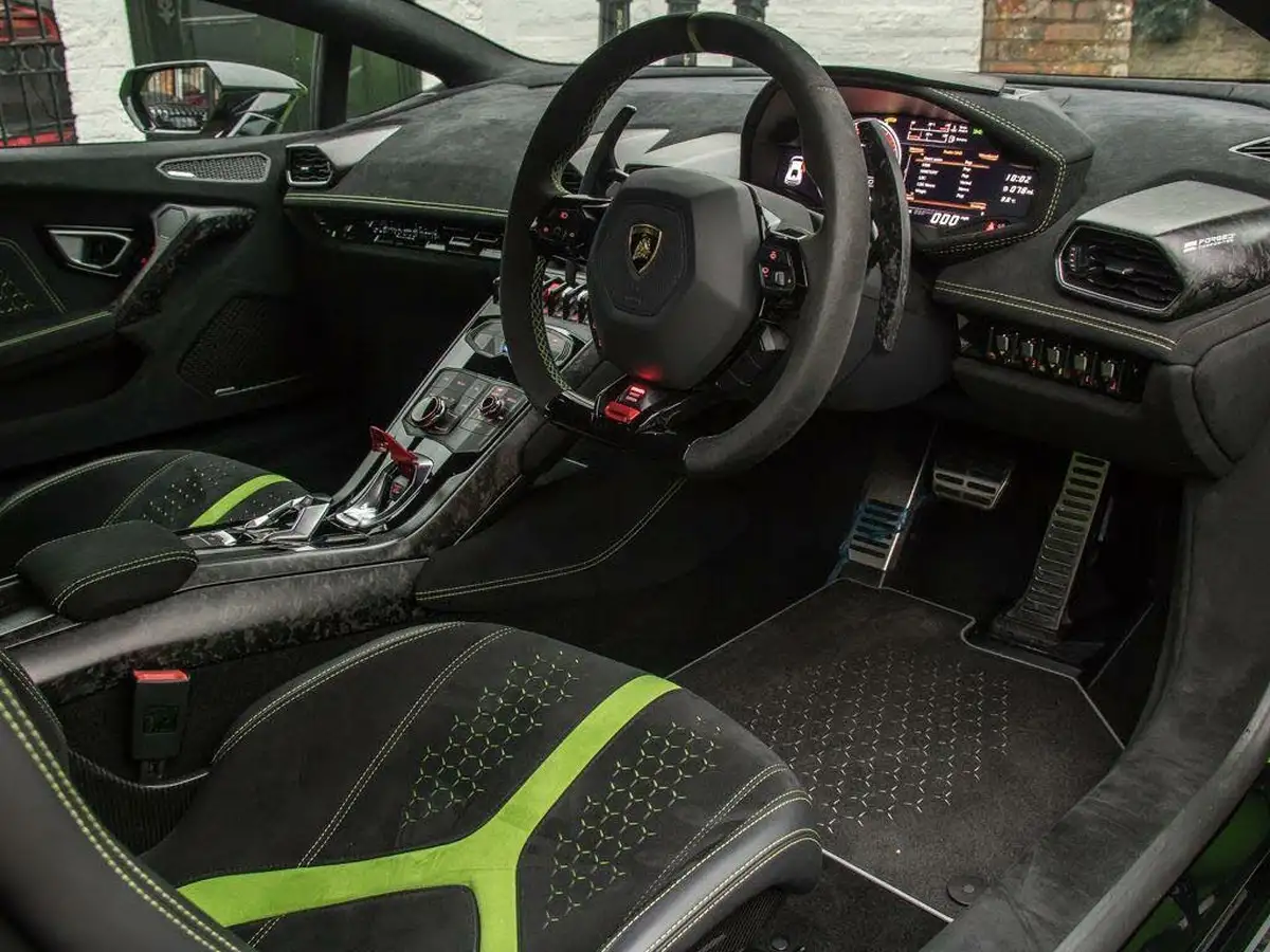 2018-lamborghini-huracan-52-performante-coupe-big-2