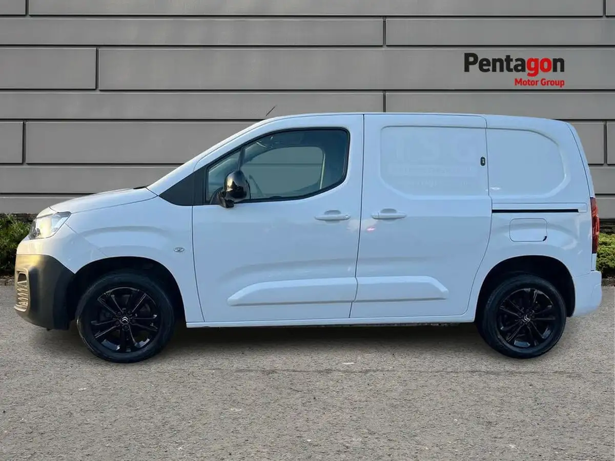 2021-citroen-berlingo-15bluehdi-1000-driver-100pseu6dt-e-ss-big-11