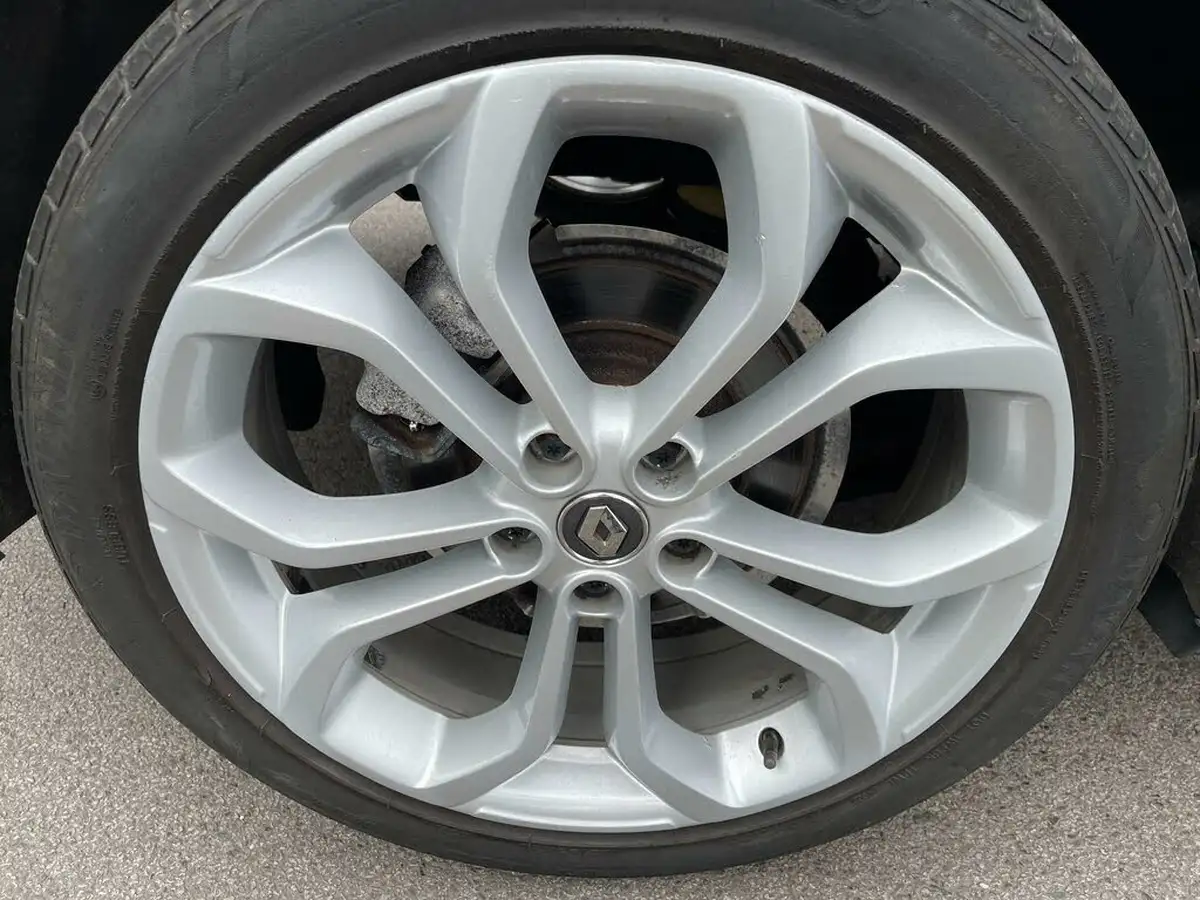 2019-renault-grand-scenic-13-tce-iconic-big-31