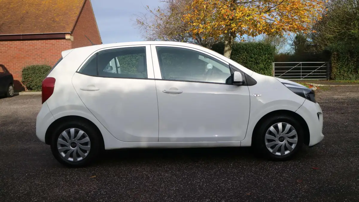 2019-kia-picanto-10-1-isg-adap-big-7