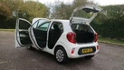 2019-kia-picanto-10-1-isg-adap-small-42