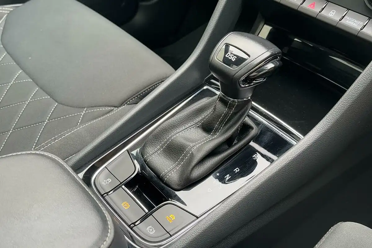 2022-skoda-karoq-15-tsi-sportline-dsg-big-26