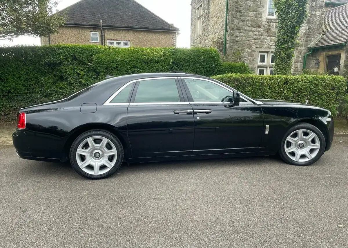 2010-rolls-royce-ghost-66-big-10