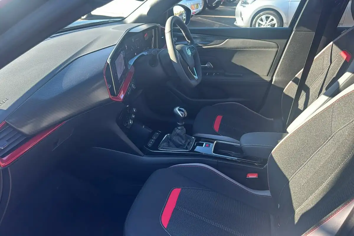 2024-vauxhall-mokka-12-gs-136ps-big-2