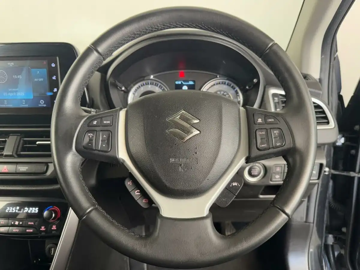 2023-suzuki-s-cross-14-boosterjet-motion-big-16