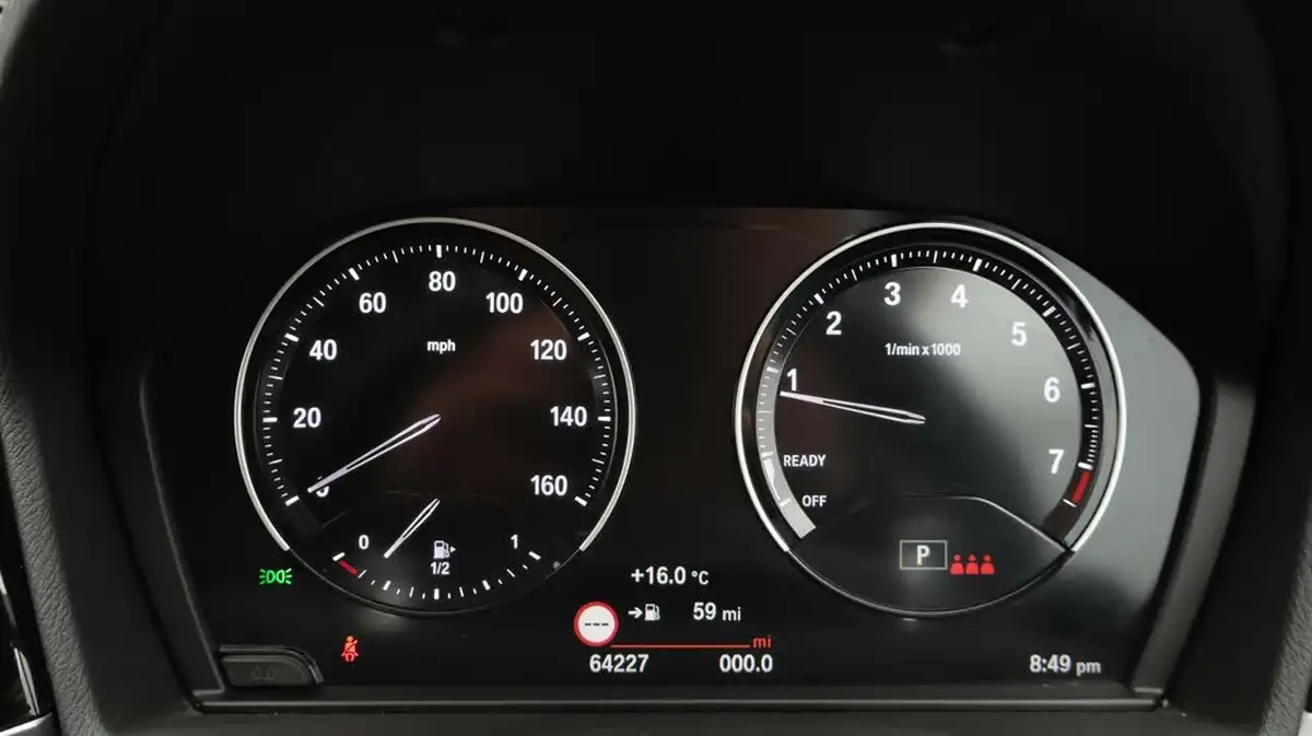 2021-bmw-x1-20-sdrive20i-xline-big-10