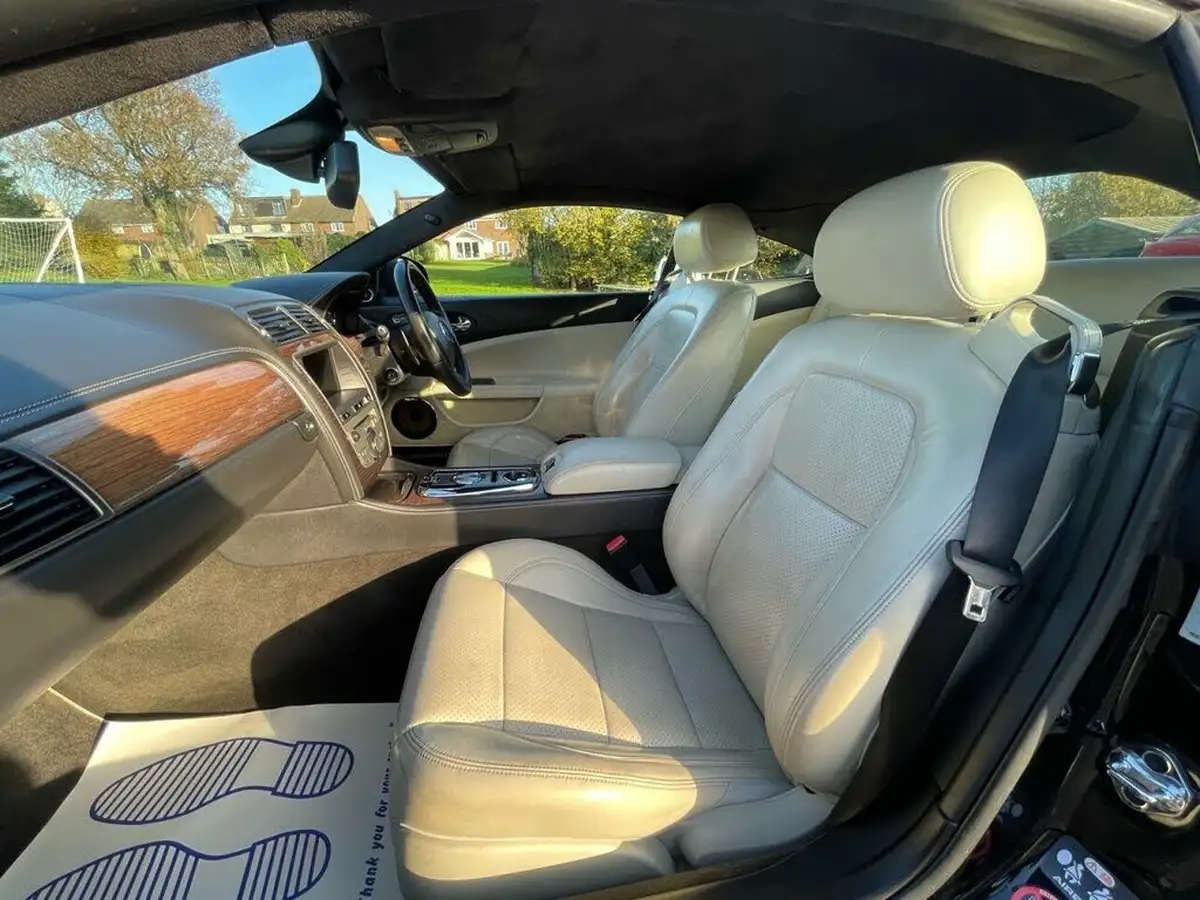 2009-jaguar-xkr-50-coupe-big-27