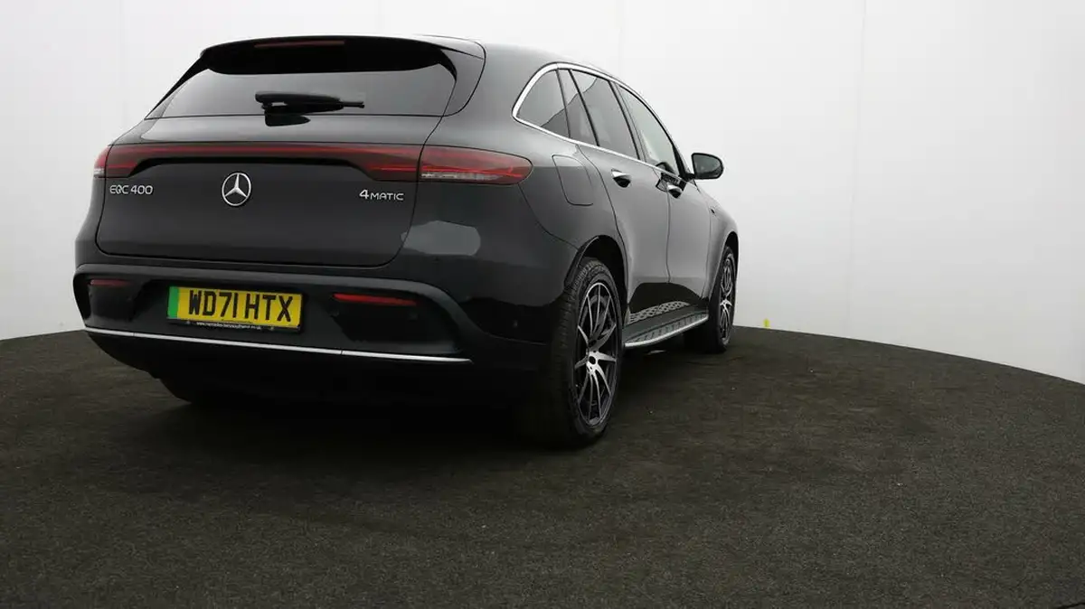 2022-mercedes-benz-eqc-e-eqc-400-amg-line-big-74