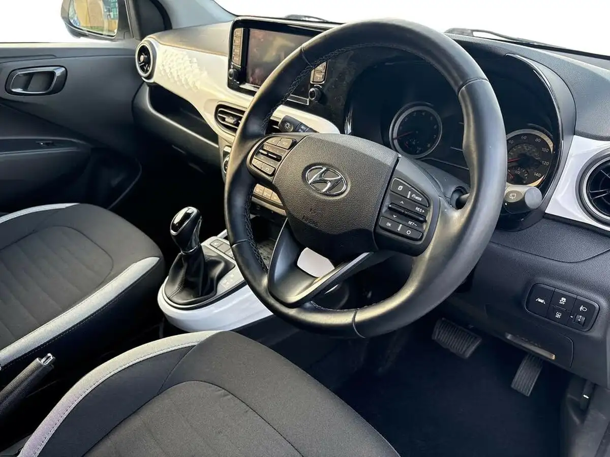 2022-hyundai-i10-12-premium-auto-big-7
