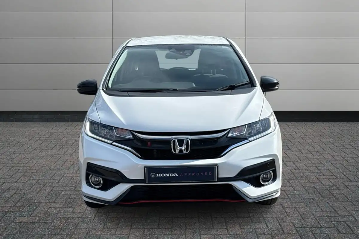 2018-honda-jazz-15-i-vtec-sport-cvt-big-5