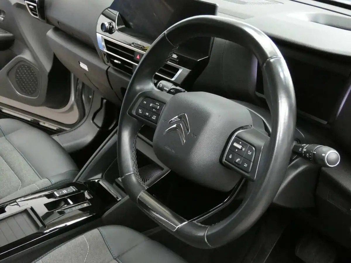 2021-citroen-c4-15bluehdi-shine-130ps-eat8-big-52