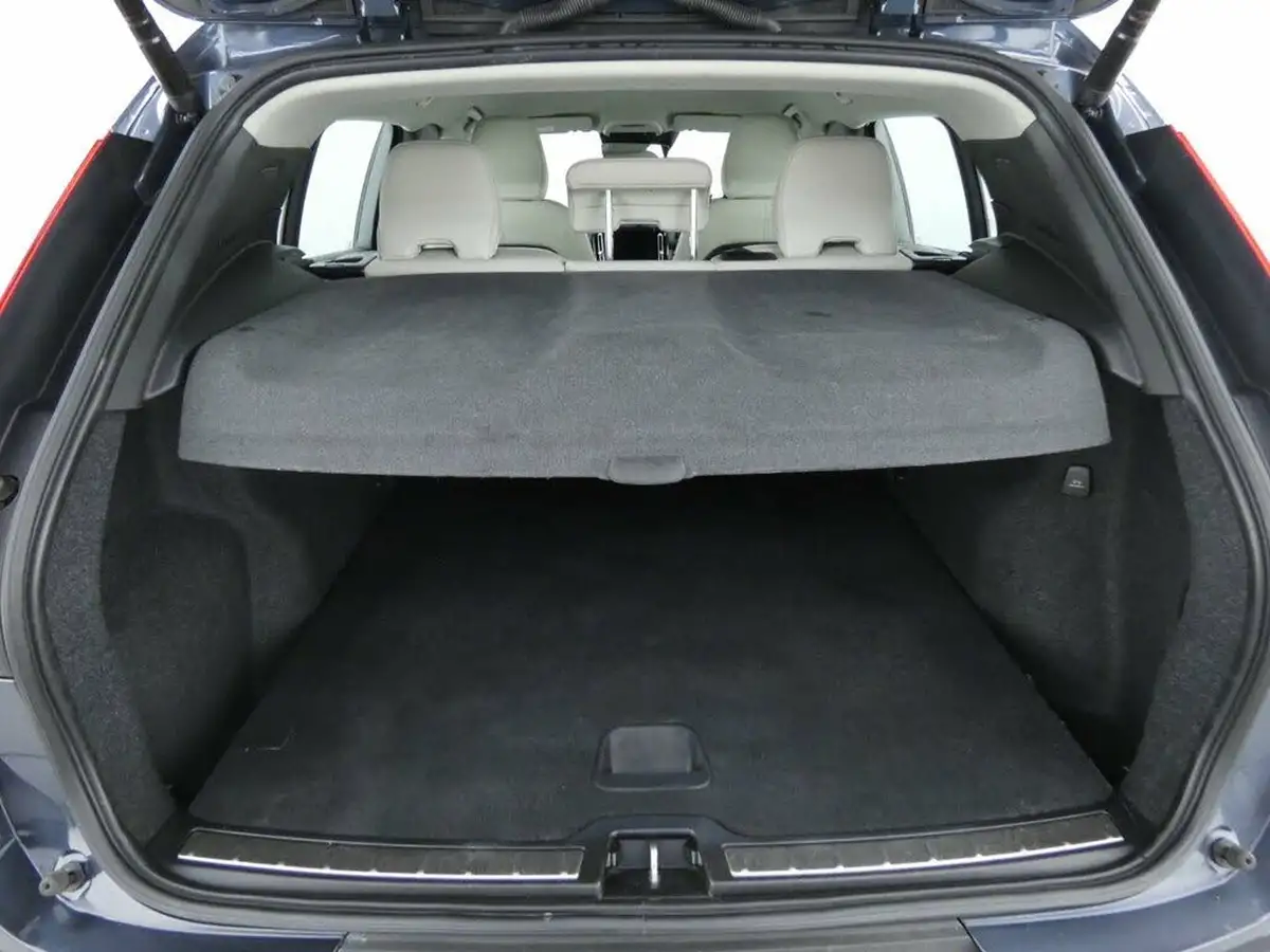 2021-volvo-xc40-15-t3-inscription-pro-161bhp-auto-big-21