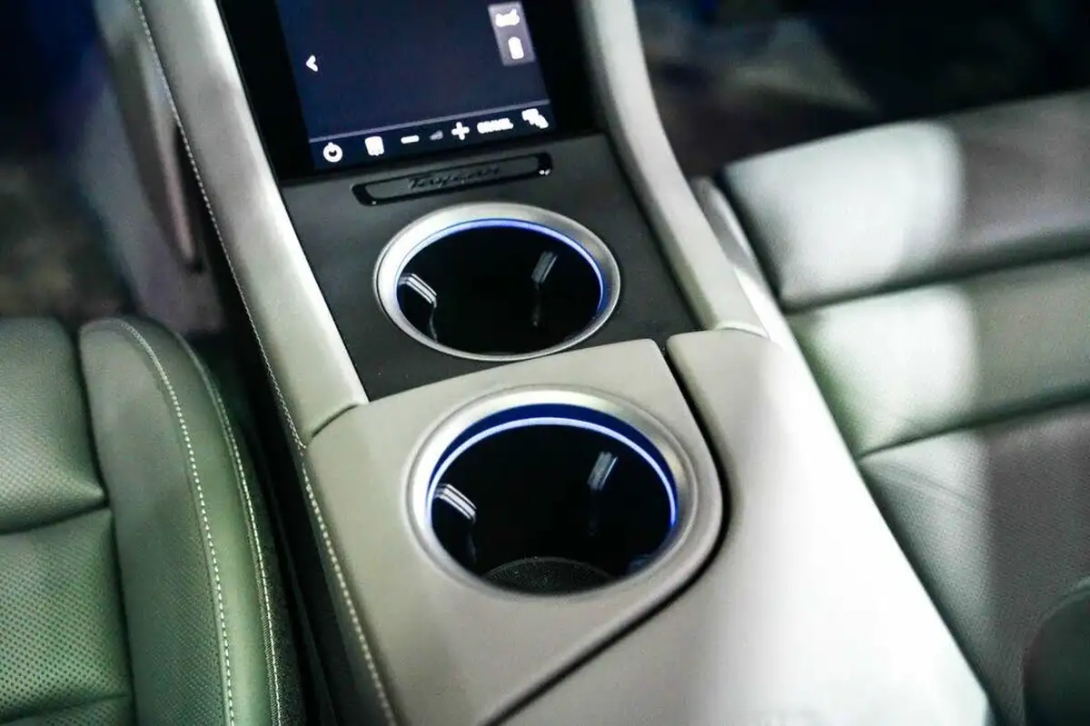 2023-porsche-taycan-e-turbo-s-cross-turismo-big-31