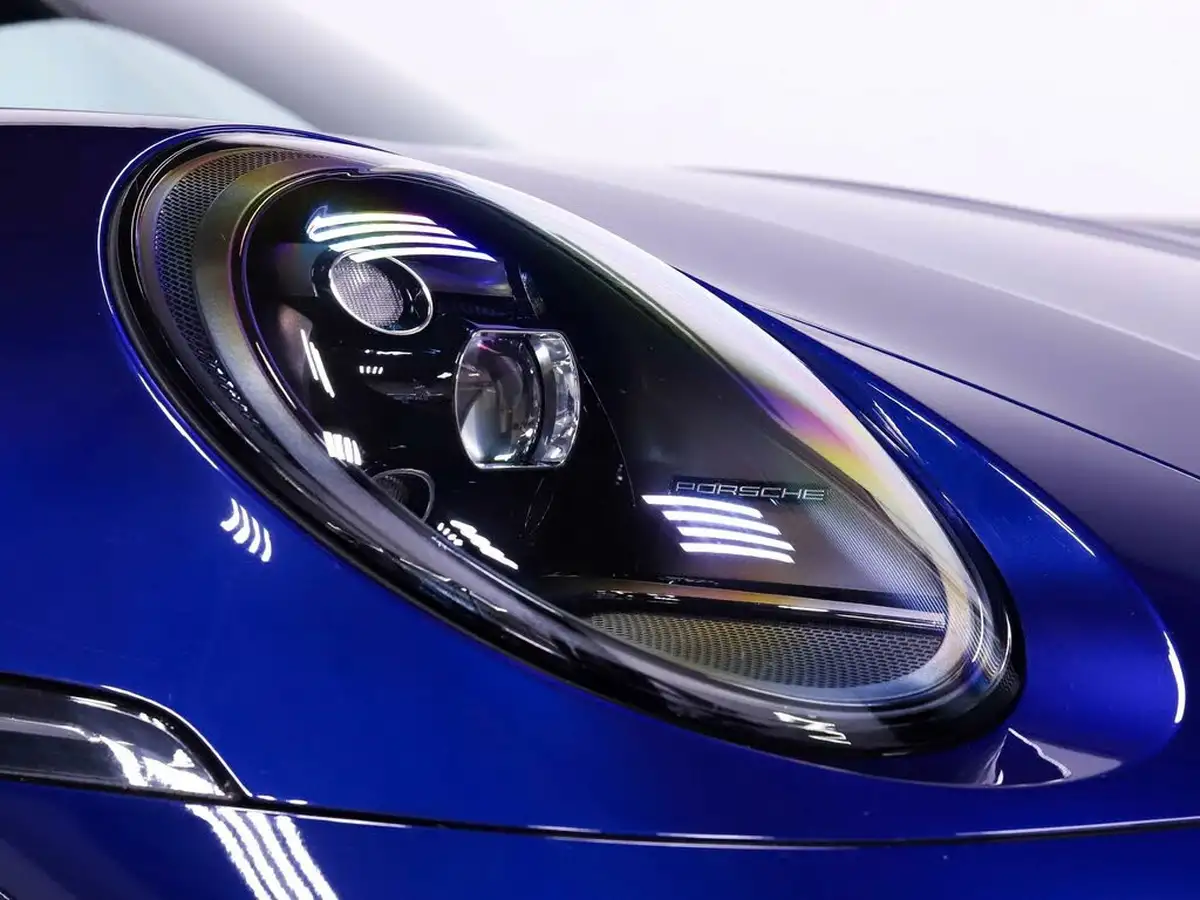 2023-porsche-911-30-carrera-4-gts-coupe-pdk-big-10