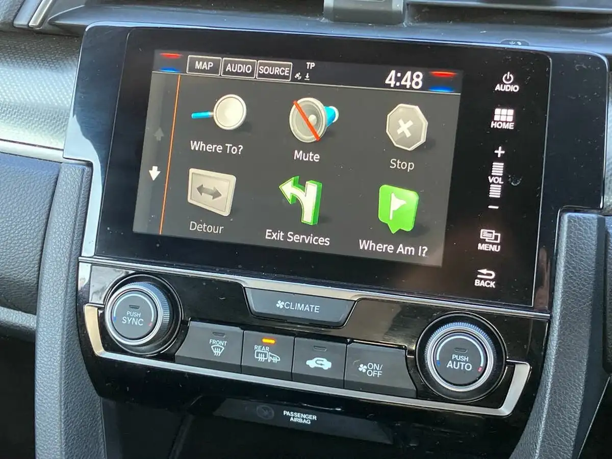 2018-honda-civic-16-i-dtec-sr-hatchback-5d-big-31