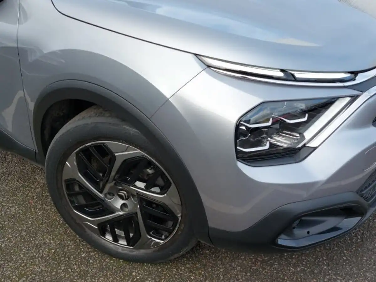 2022-citroen-c4-12-puretech-sense-plus-big-8
