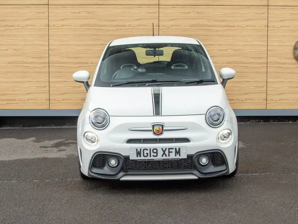 2019-abarth-595-14-tjet-big-4