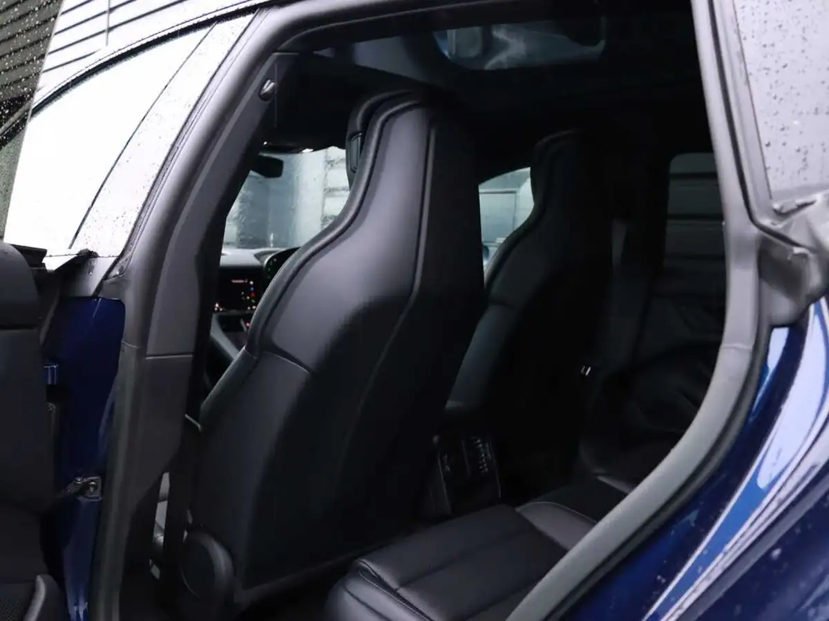 2023-porsche-taycan-e-sport-turismo-476ps-performance-battery-plus-big-29