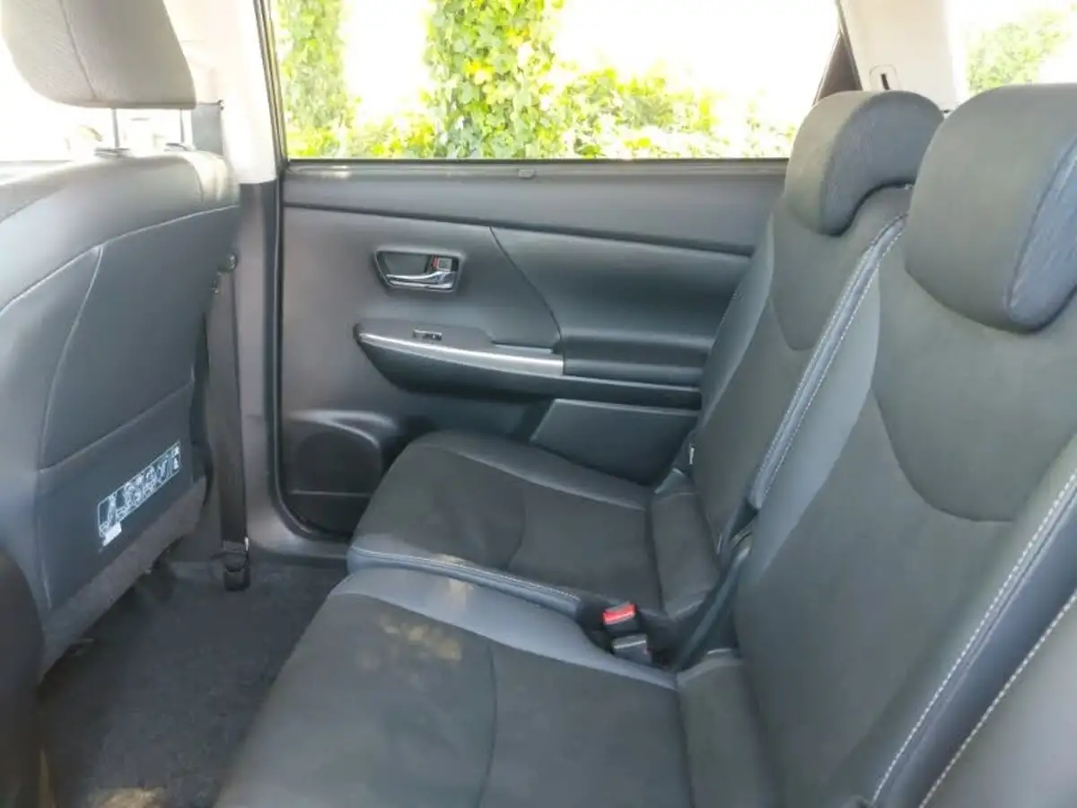 2020-toyota-prius-18-vvt-i-excel-big-5